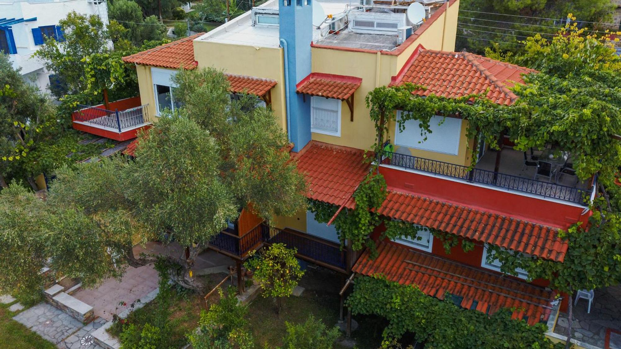 Mathesi Apartment Balcony إيليا المظهر الخارجي الصورة